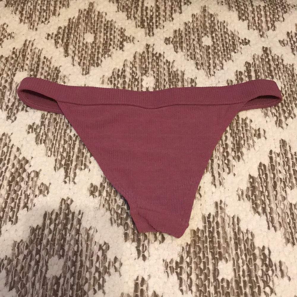 Purple Ribbed Bikini - Picture 4 of 5